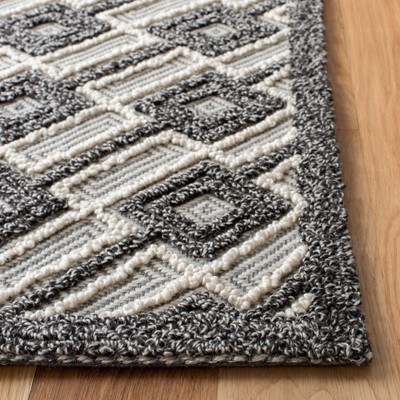 Elegance Underfoot Hand-Tufted Wool Rug in Soothing Gray - 8' x 10'