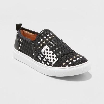 mossimo slip on sneakers