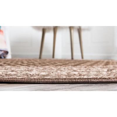 Brown Synthetic Round Stain-Resistant Indoor Area Rug