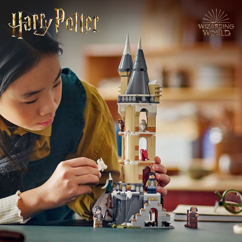 LEGO Harry Potter Hogwarts Castle Owlery Building Toy 76430, 3 of 8