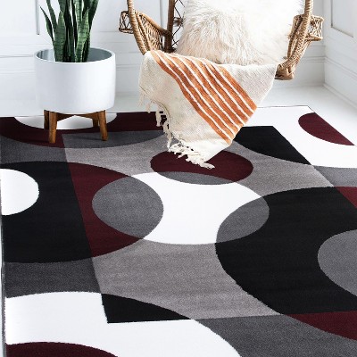 Burgundy and Gray Geometric Rectangular Area Rug 5' x 7'