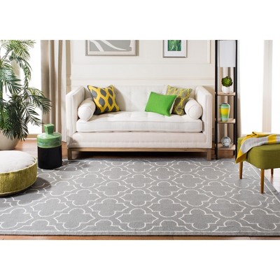 Modern Handwoven Geometric Wool Rug in Grey/Ivory, 6' x 9'