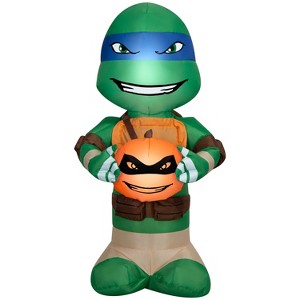 Gemmy Airblown Inflatable Big Head Leonardo w/Pumpkin Nick, 3 ft Tall, Multicolored - 1 of 4