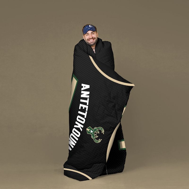 Milwaukee Bucks Giannis Antetokounmpo 60 x 80  Raschel Plush Blanket, 2 of 6