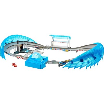 Cars 3 florida hot sale speedway spiral playset