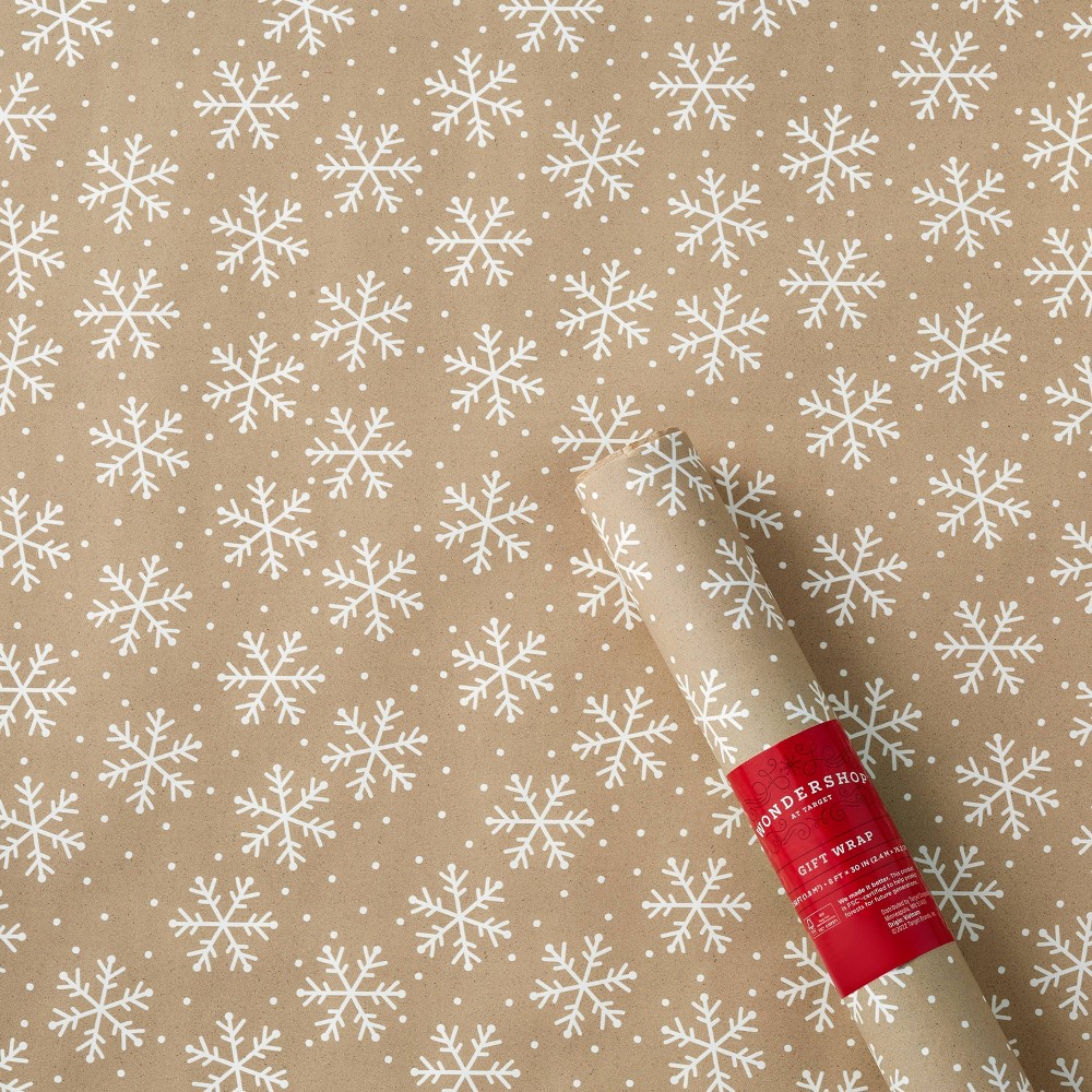 20 sq ft Kraft Gift Wrap Snowflakes Brown/White - Wondershop