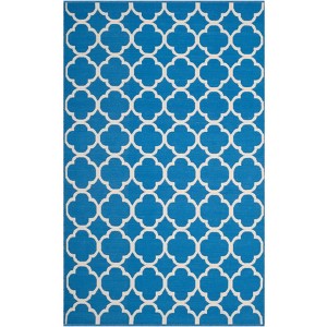 Montauk MTK725 Hand Woven Area Rug - Safavieh - 1 of 4