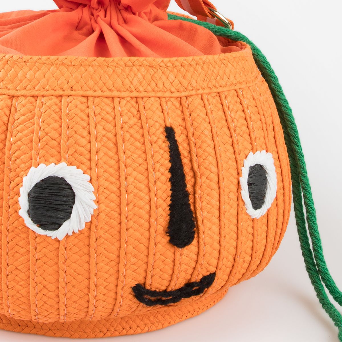 Meri Meri Trick Or Treat Pumpkin Basket Bag (Pack of 1) - thumbnail 3