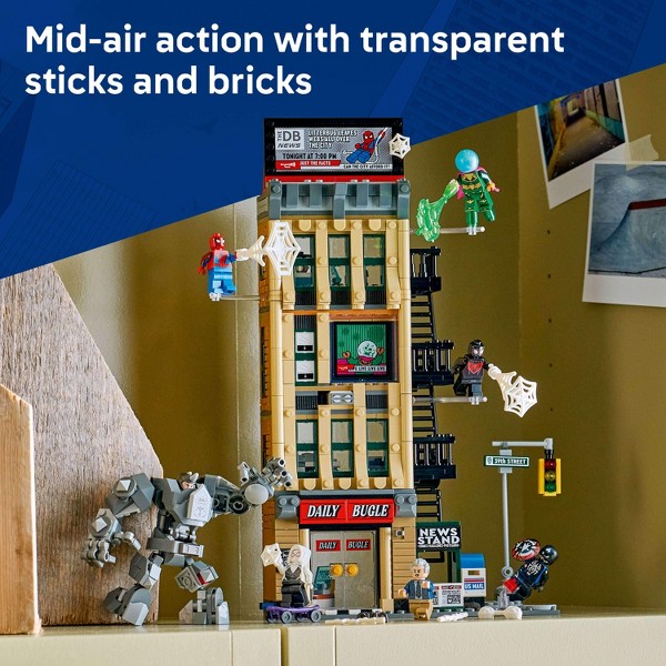 LEGO Marvel Spider-Man vs. Mysterio: The Daily Bugle 76342 4