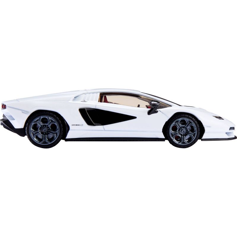 Hot Wheels Premium Lamborghini Countach LPI 800-4 - 1:43 Scale, 3 of 6