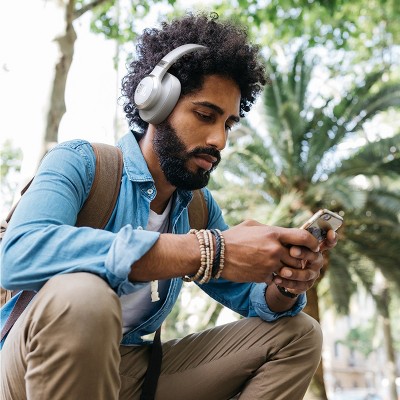 JBL Live 770NC Wireless Over-Ear Adaptive Noise Cancelling Headphones - Thumbnail 4