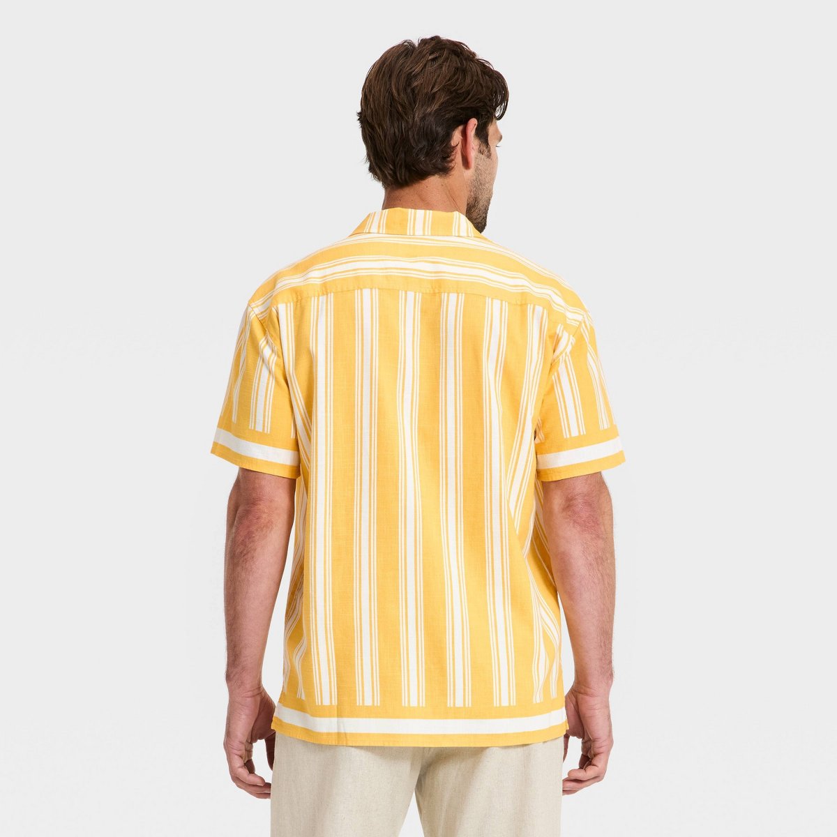 Мужские рубашки Goodfellow & Co Men's Short Sleeve Camp Shirt - Goodfellow & Co™ Yellow Striped L — фото 2