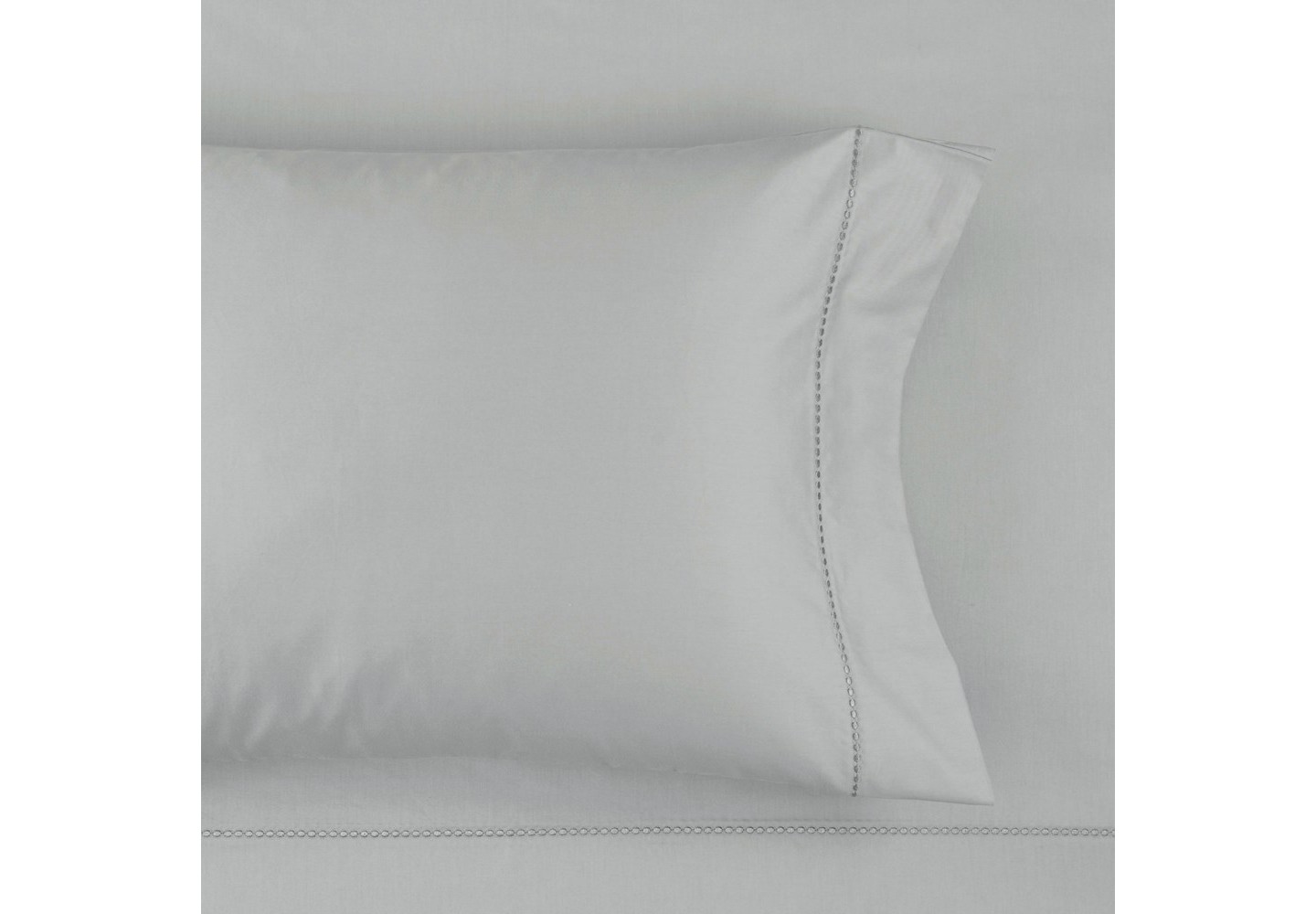 Постельное бельё Lush Decor Aria Dots Cotton Sheet Set, Queen - Light Gray - 6 Piece Bedding Set, цвет: Светлый серый — фото 2