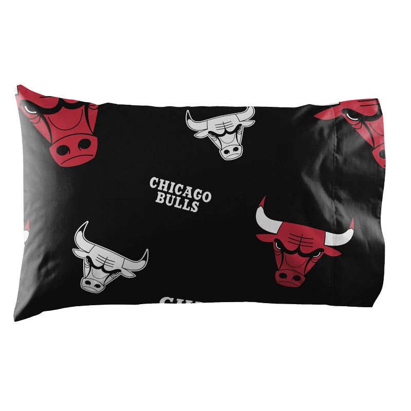 NBA Chicago Bulls Rotary Bed Set, 3 of 4