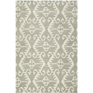 Wyndham WYD323 Hand Tufted Indoor Rugs - Safavieh - 1 of 4
