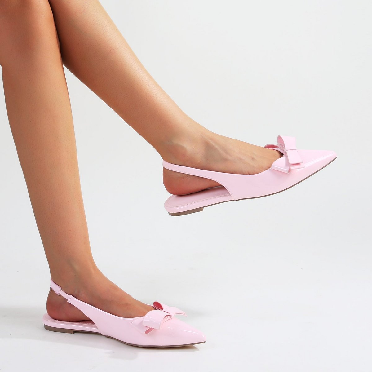 Обувь BERNESS Women's Cinnamon Point Toe Slingback Flats with Oversize Bow White 6 — фото 4