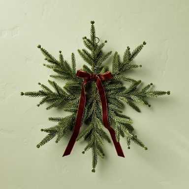 19.5" Christmas Star Mini Wreath with Bow- Hearth & Hand™ with Magnolia