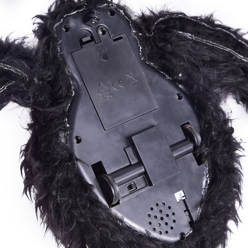 Nifti Nest Giant Crawling Halloween Spider, 3 of 7