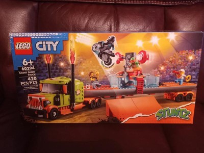 Lego City 60294 Stunt Show Truck
