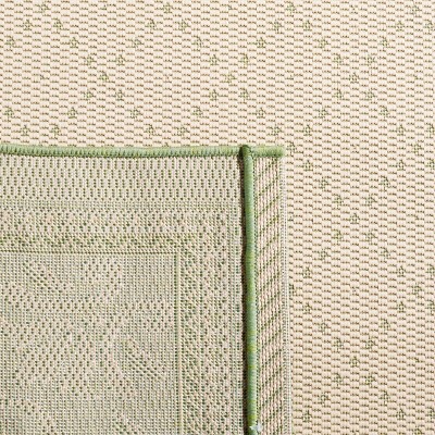 Courtyard Scroll & Checks 47" Round Indoor/Outdoor Easy-Care Rug