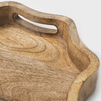 Mela Artisans Scallop Round in Natural Decorative Tray, Small