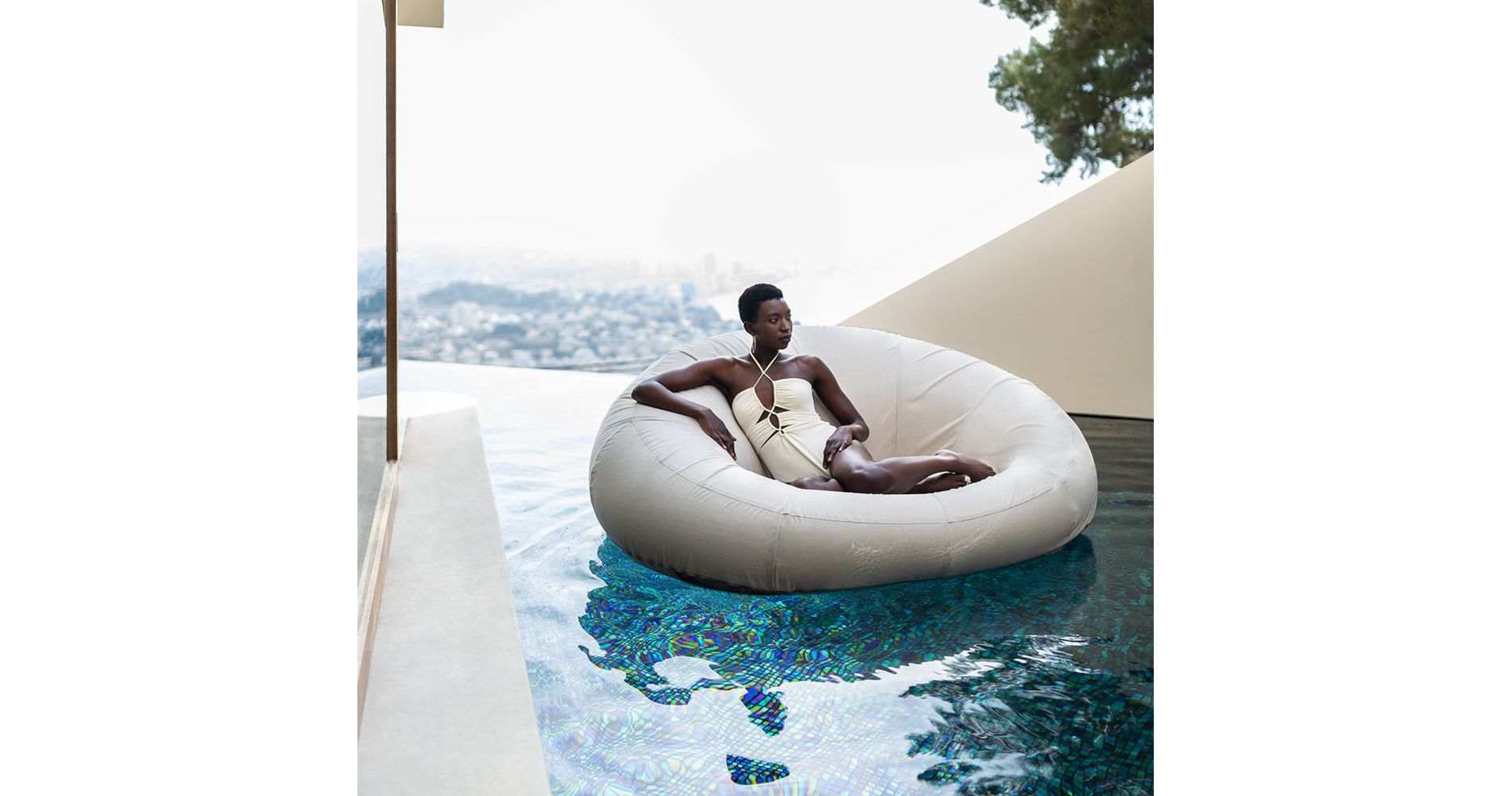 California Sun Cucciolo Round Luxury Inflatable Fabric Sun Lounger Pool Float Chaise (Beige)