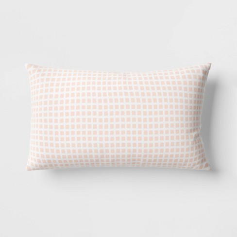 Decorating Essentials: Lumbar Pillows