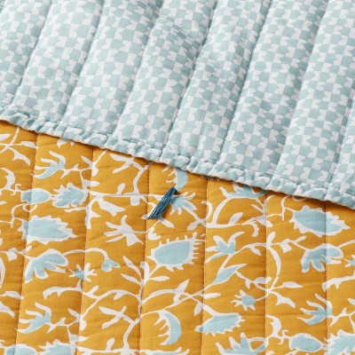 Earthy Vines Quilt - Threshold