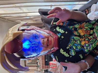 Marvel Avengers Iron Man Flip FX Mask w/ Light Effects & Adjustable Strap  Age 5+
