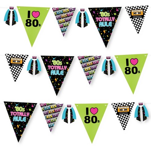 triangle streamers, triangle pennants, 100' streamers, triangle