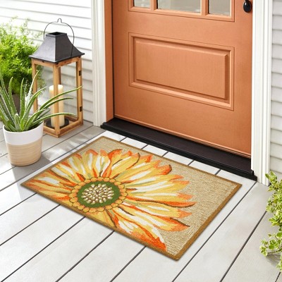 Sunflower Bliss Hand-Tufted Rectangular Indoor/Outdoor Rug in Yellow