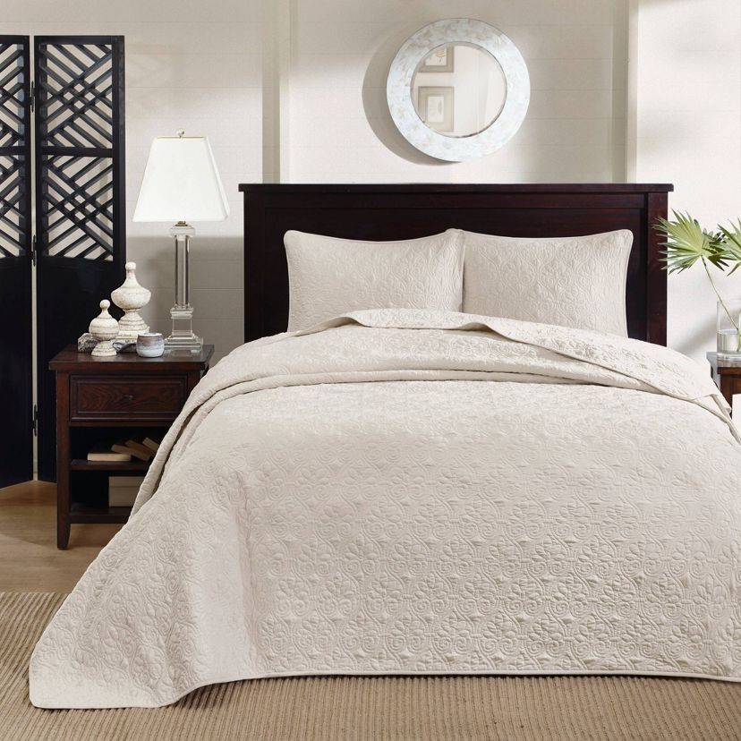 Vancouver Bedding Collection