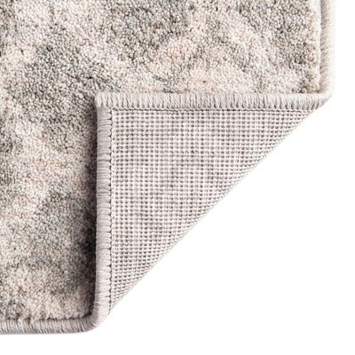 Eco-Friendly Gray Trellis Rectangular Indoor Rug