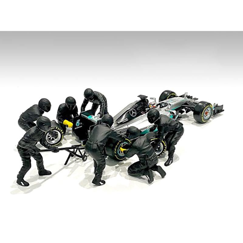 Formula One F1 Pit Crew 7 Figurine Set Team Black Release II for 1/43 Scale Models by American Diorama, 2 of 5