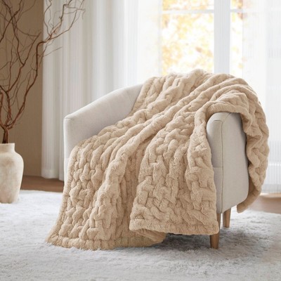FONTOI 50"x60" Faux Fur Throw Blanket for Couch Fluffy Cozy Rabbit Fleece, Plush Soft Bubble Blanket for Sofa Bed Festival Gift Winter