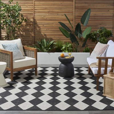 Positano Black and White Diamond 8' x 10' Outdoor Rug