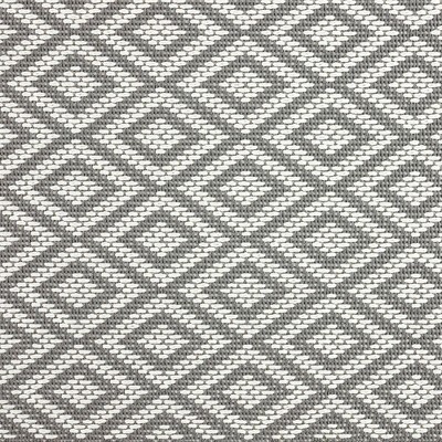 Gray and Cream Diamond Pattern Indoor/Outdoor Rug 8' x 10'