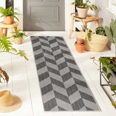 Modern Geometric Black/Gray Reversible Outdoor Runner Rug
