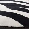 Soho SOH717 Hand Tufted Indoor Rugs - Safavieh - 3 of 3