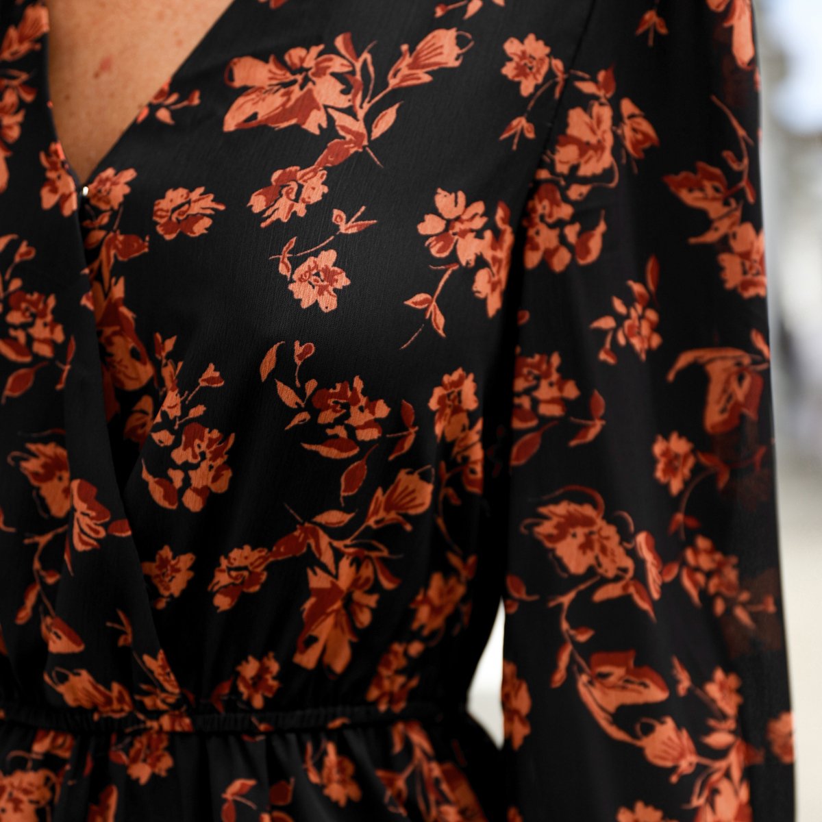 Женские платья Cupshe Women's Floral Print Balloon Sleeve Wrap Dress - Cupshe-L-Black — фото 6