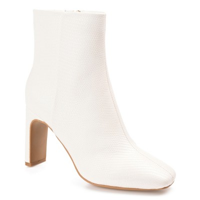 Journee Collection Womens Sarla Inside Zip Block Heel Booties