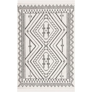 Kilim With Fringes KLM526 Hand Loomed Rugs - Safavieh - 1 of 4