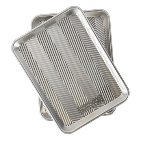 Nordic Ware 2 Piece Half Sheet with Oven-Safe Grid