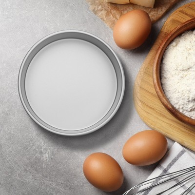 Last Confection 4" x 2" Round Aluminum Cake Pan