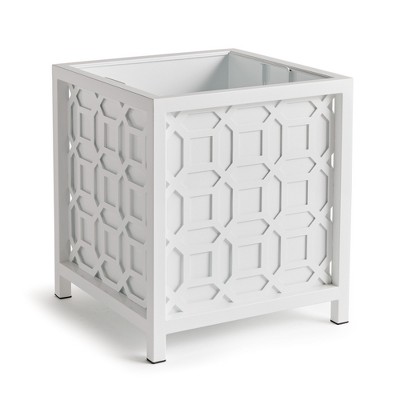 Plum & Post Traforo Planter