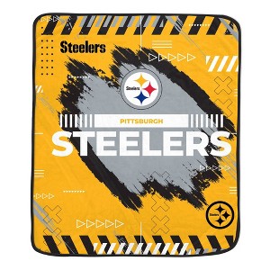 NFL Pittsburgh Steelers Game Tech Ultra Cozy Throw Blanket - 1 of 1