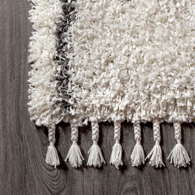 8' x 10' Grey and Ivory Trellis Shag Rug