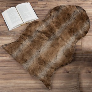 Hastings Home Faux Sheepskin Fur Rug (2x3 feet, Brown) - 1 of 4