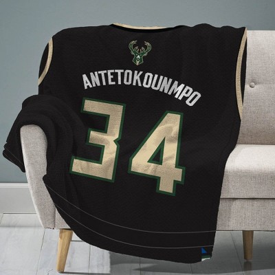 Sleep Squad Milwaukee Bucks Giannis Antetokounmpo 60 x 80  Raschel Plush Blanket
