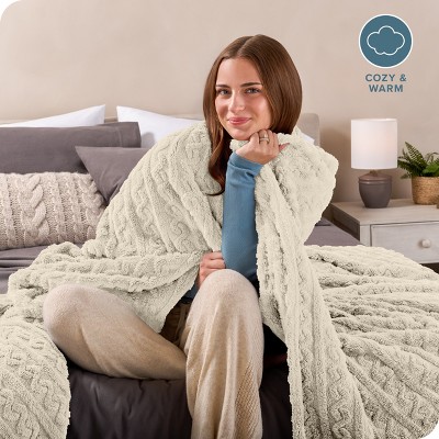 Oyster Cable Knit Faux Shearling Sherpa Throw Blanket